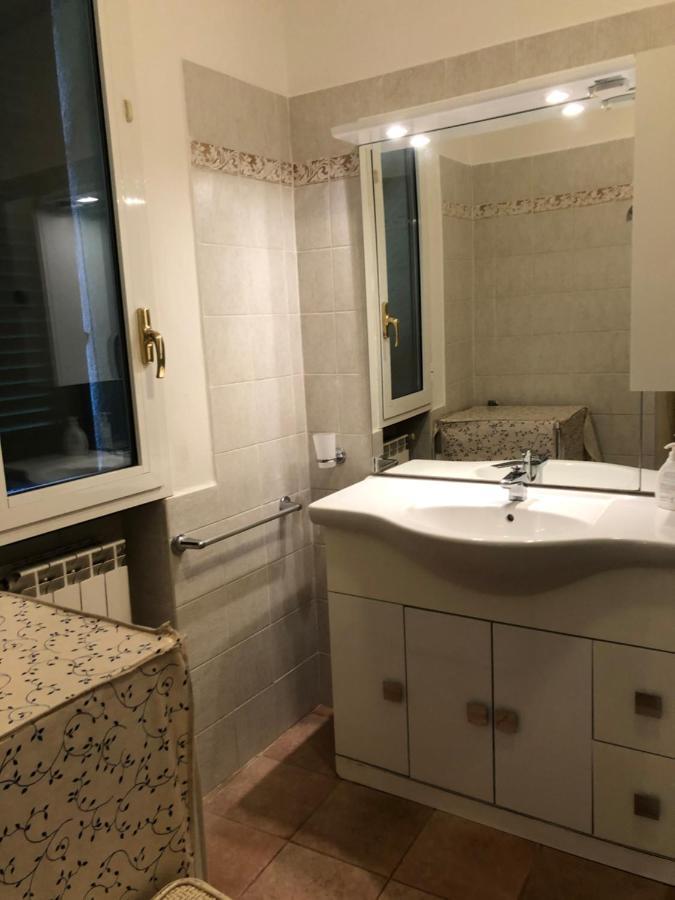 Dolcevia Apartment Леванто Екстериор снимка